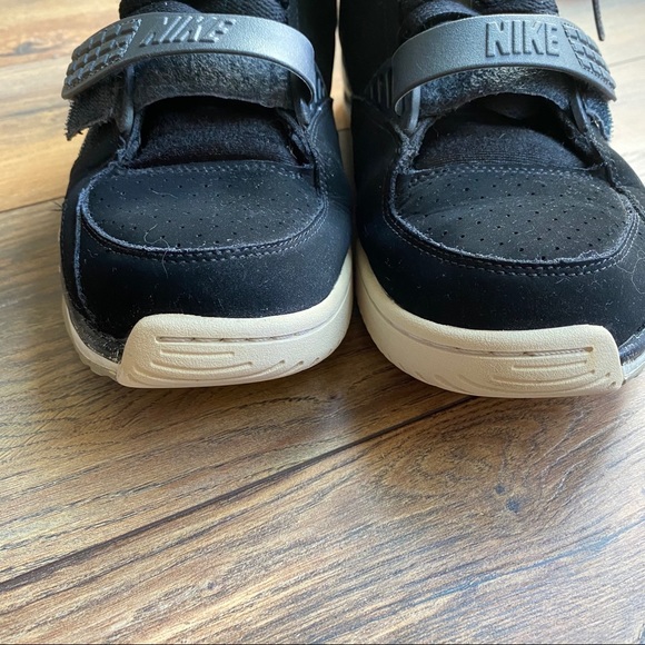 {preloved} Men’s Black Nike High Top Sneakers - Picture 7 of 12